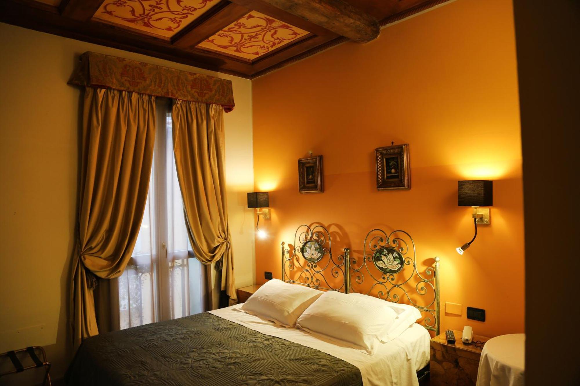 Albergo Delle Drapperie Boloňa Exteriér fotografie