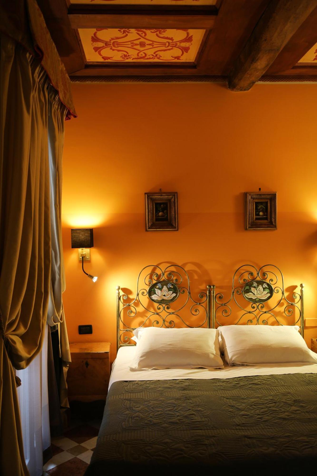 Albergo Delle Drapperie Boloňa Exteriér fotografie